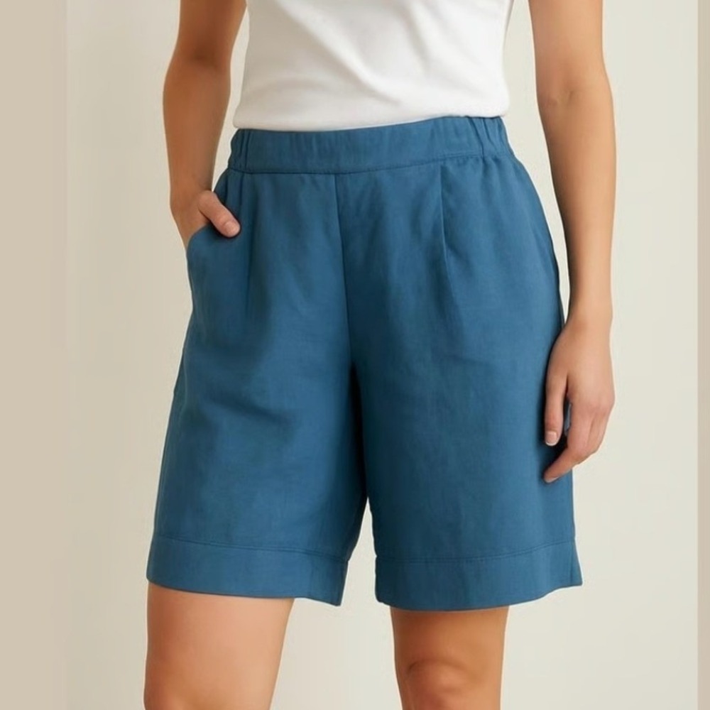 Athleta Playa Linen Bermuda Shorts Teal Blue Size 10 Zipper Pockets Casual
